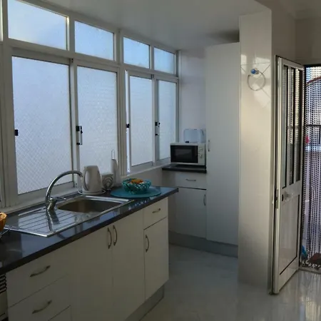 Appartement Beautiful Flat With Terrace